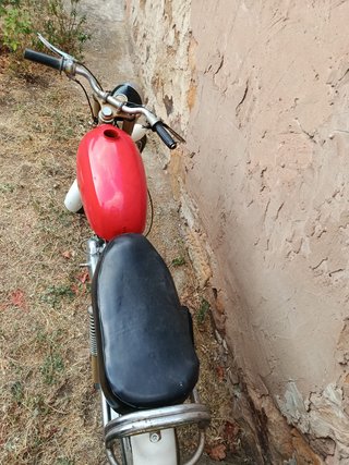 Montesa Impala Roja y Blanca
