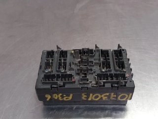 Caja reles / fusibles PEUGEOT 306 CABRIOLET