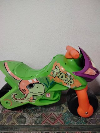✅Correpasillos moto dinosaurio