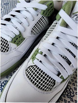 Jordan 4 Retro Seafoam Talla 42