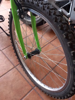 Bicicleta 24 pulgadas. Poco Uso