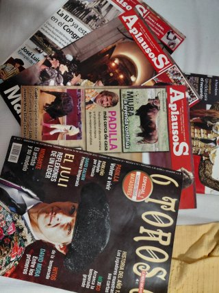 Revistas de Colección  APLAUSOS  taurinas