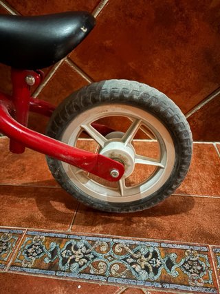 Bici sin pedales Chicco Red Bullet