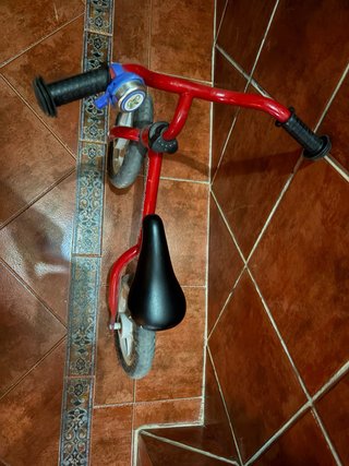 Bici sin pedales Chicco Red Bullet