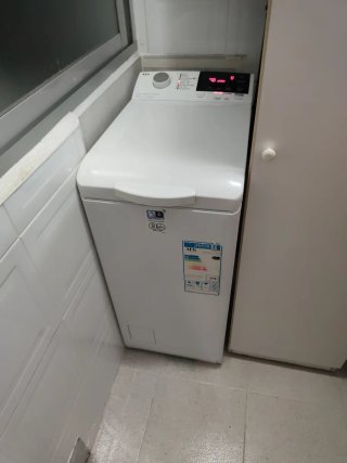 Lavadora AEG 7kg carga superior