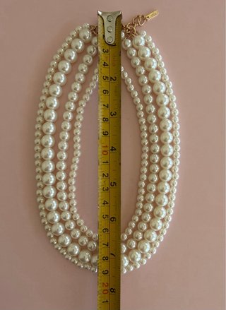 Collar de perlas Zara multicapa