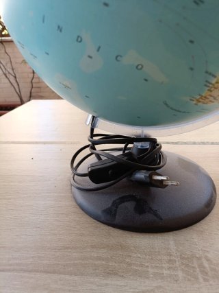 Lámpara Globo Terráqueo Iluminado