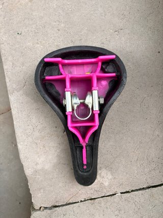 Sillín y ruedines bicicleta Decathlon
