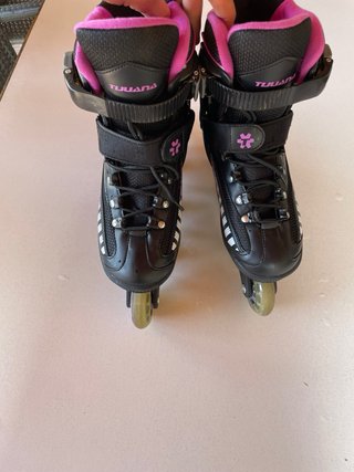 Patines en línea Tijuana negros y rosas