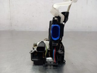 Cerradura puerta trasera derecha VOLKSWAGEN