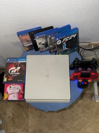 PS4 Edición Especial Blanca + Juegos