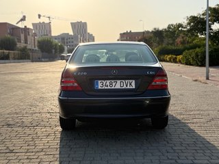 Mercedes-Benz Clase C 220 CDI Elegance