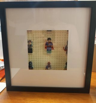 Marco Expositor Lego Figuras