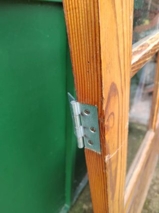 Puerta madera norte maciza con cristales