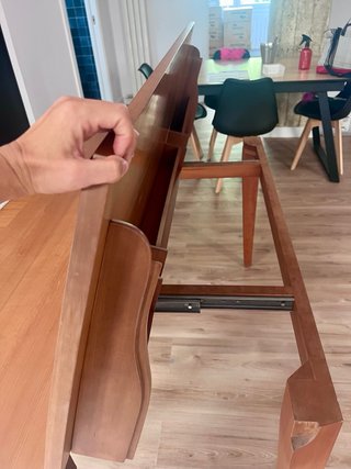 Mesa de comedor/ Escritorio  de Madera  de Cerezo.