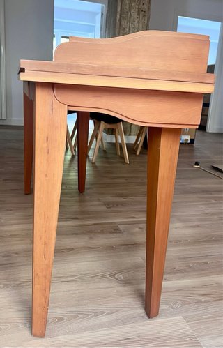 Mesa de comedor/ Escritorio  de Madera  de Cerezo.