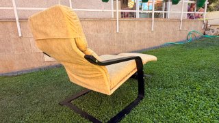 Butaca relax con balancín y reposapiés poco uso