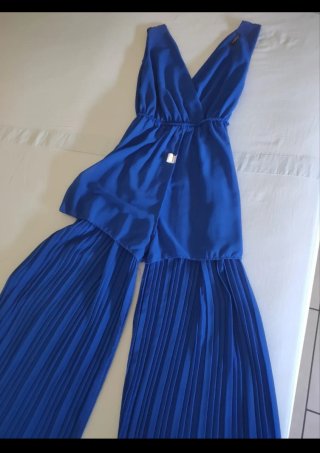 Tuta elegante donna blu elettrico