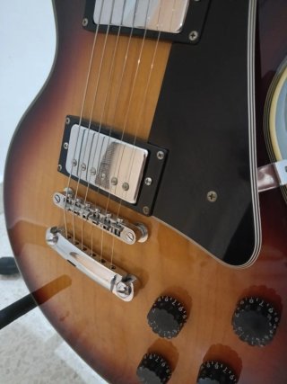 Guitarra Maison Les Paul 1995 impecable