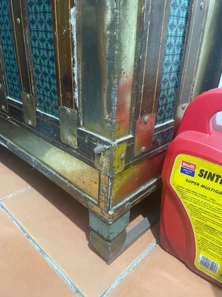 Baúl antiguo de madera Higinio Carrascal.