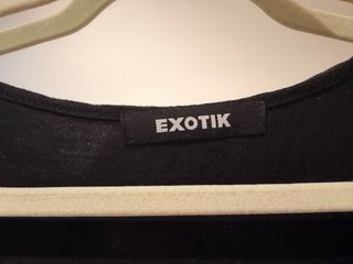 Vestido tirantes negro y blanco EXOTIK