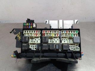 Caja reles / fusibles JAGUAR XF