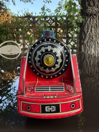 Locomotora de hojalata vintage M.68