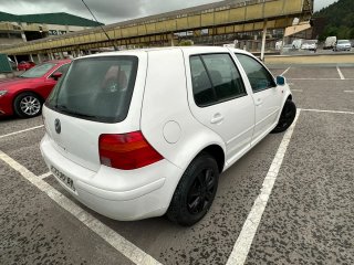 volkswagen golf 2000