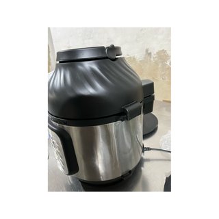 - Instant Pot Duo Crisp + Air olla presión y