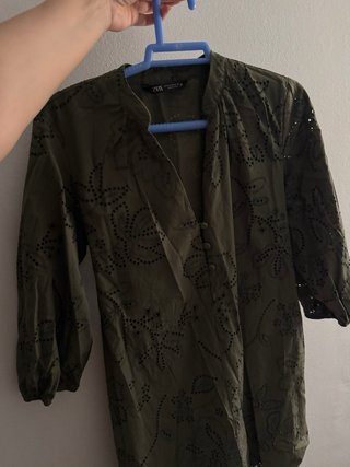 Vestido Zara verde militar