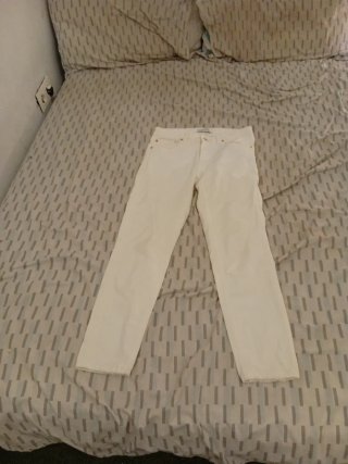 Pantalones blancos