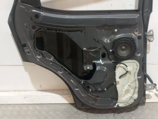 Puerta trasera izquierda SSANGYONG TIVOLI