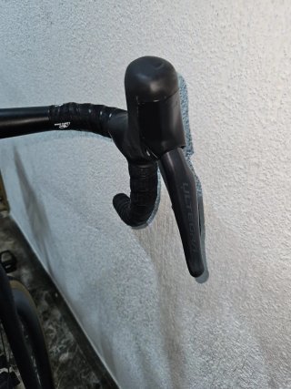 Mendiz F8 SL 2024