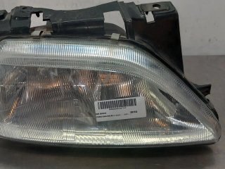 Faro derecho CITROEN XSARA BERLINA