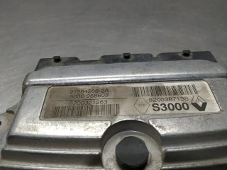 Centralita motor uce RENAULT SCENIC II (JM)