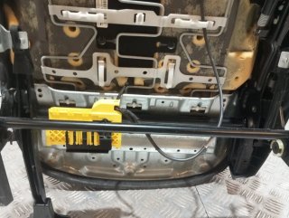 Asiento delantero derecho BMW SERIE 1 BERLINA 5P