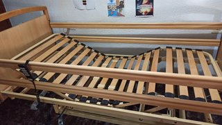 Cama articulada eléctrica con mando