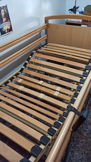 Cama articulada eléctrica con mando