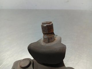 Brazo suspension inferior delantero izquierdo