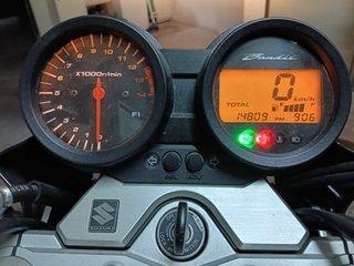 Suzuki Bandit GSF-650 Negra