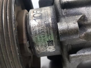 Bomba direccion AUDI A3 (8L)