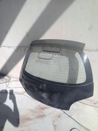 Portón trasero/maletero Ford ka 1999