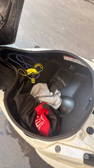 Suzuki Burgman 200cc Blanca