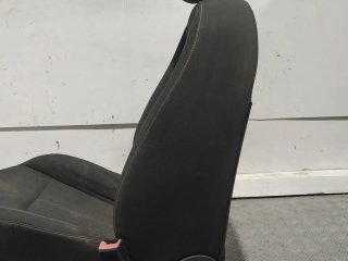 Asiento delantero derecho