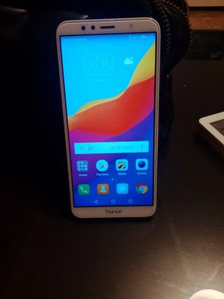 Honor 7A 16GB Blanco/Dorado + Cargador y caja