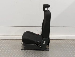 Asiento trasero medio KIA CARENS (RP)