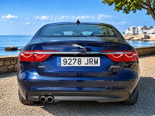 Jaguar XF 20d British Design Edition AWD 180 CV Au