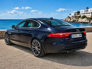 Jaguar XF 20d British Design Edition AWD 180 CV Au