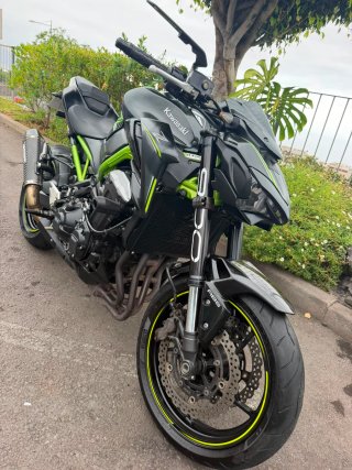 Kawasaki Z900 2019 Negra y Verde