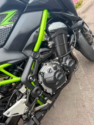 Kawasaki Z900 2019 Negra y Verde